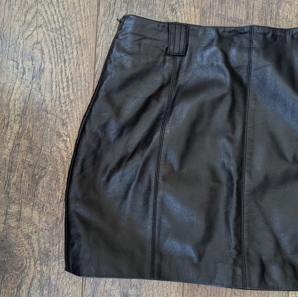 Vintage 90s Wilson's Maxima Leather Mini Skirt Minimalist Capsule - Picture 8 of 15
